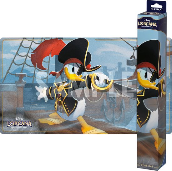 Lorcana Deze speelmat heeft een stoffen bovenkant die beschadigingen aan kaarten tijdens het spelen voorkomt. De onderkant die is gemaakt van antislipmateriaal zorgt ervoor dat de mat op zijn plaats blijft tijdens gebruik. De playmat is tevens te gebruike
