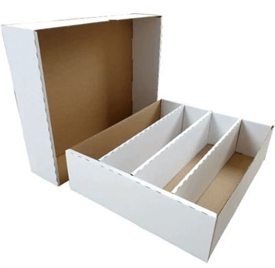 Accessoires The fold-out cardbox for the storage of trading cards (4000) in all sizes.