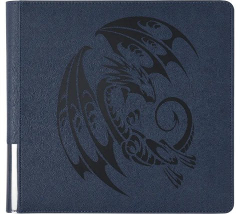 Accessoires De rijke, weelderige kleuren van een bosvloer vol verborgen geheimen. Bewaar, toon en wissel je kaarten met stijl in de exclusieve Card Codex portfolio.Bescherm je kostbare kaarten onder de versterkte Dragon Skin cover tegen deukjes en kreukel