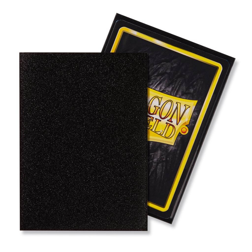 Accessoires Standard-size Dragon Shield Matte sleeves (63x88mm) met origineel draken artwork. Deze sleeves zijn PVC-vrij en geschikt voor kaartspellen zoals Magic: The Gathering, Pokémon TCG en Lord of the Rings TCG. Een box bevat 100 sleeves en is voorzi