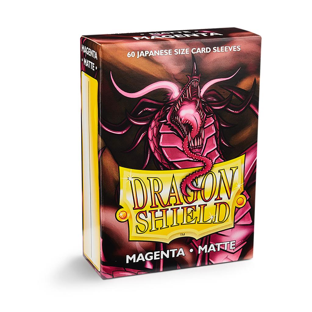 Accessoires Dragon Shield Matte Japanese Sleeves (59x86mm). Deze Sleeves zijn PVC vrij en geschikt voor kaartspellen, zoals: Yu-Gi-Oh!™& Naruto™. Een box bevat 60 Sleeves en is voorzien van een printed label om je favoriete deck te labelen. Kleur Sleeves: