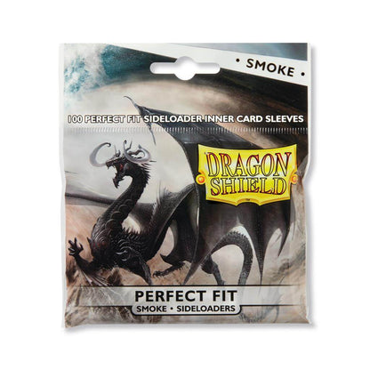 Accessoires De inner-sleeves van Dragon Shield met een doorzichtige voorkant en donkerdere achterkant om te voorkomen dat de achterzijde van een kaart door schijnt. Dit is vooral voor het gebruik van dubbelzijdige kaarten die gesleeved zijn in hoesjes met
