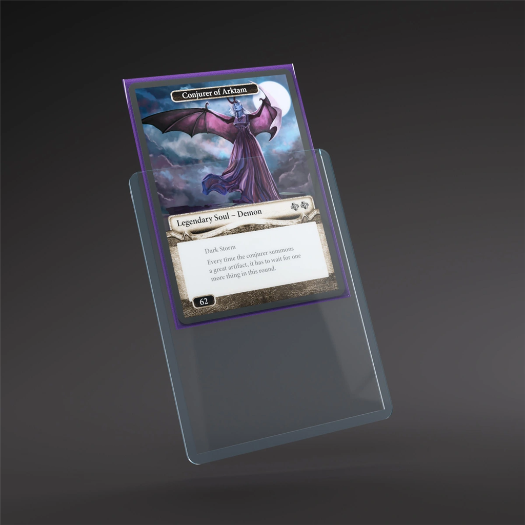 Accessoires Premium Toploading Exoshields 35ptMaximum protection for your most valuable cards!Our Gamegenic TOPLOADING EXOSHIELDS are high-quality, super clear premium toploading cases for standard-sized cards. Thick plastic encloses the card, keeps it cl