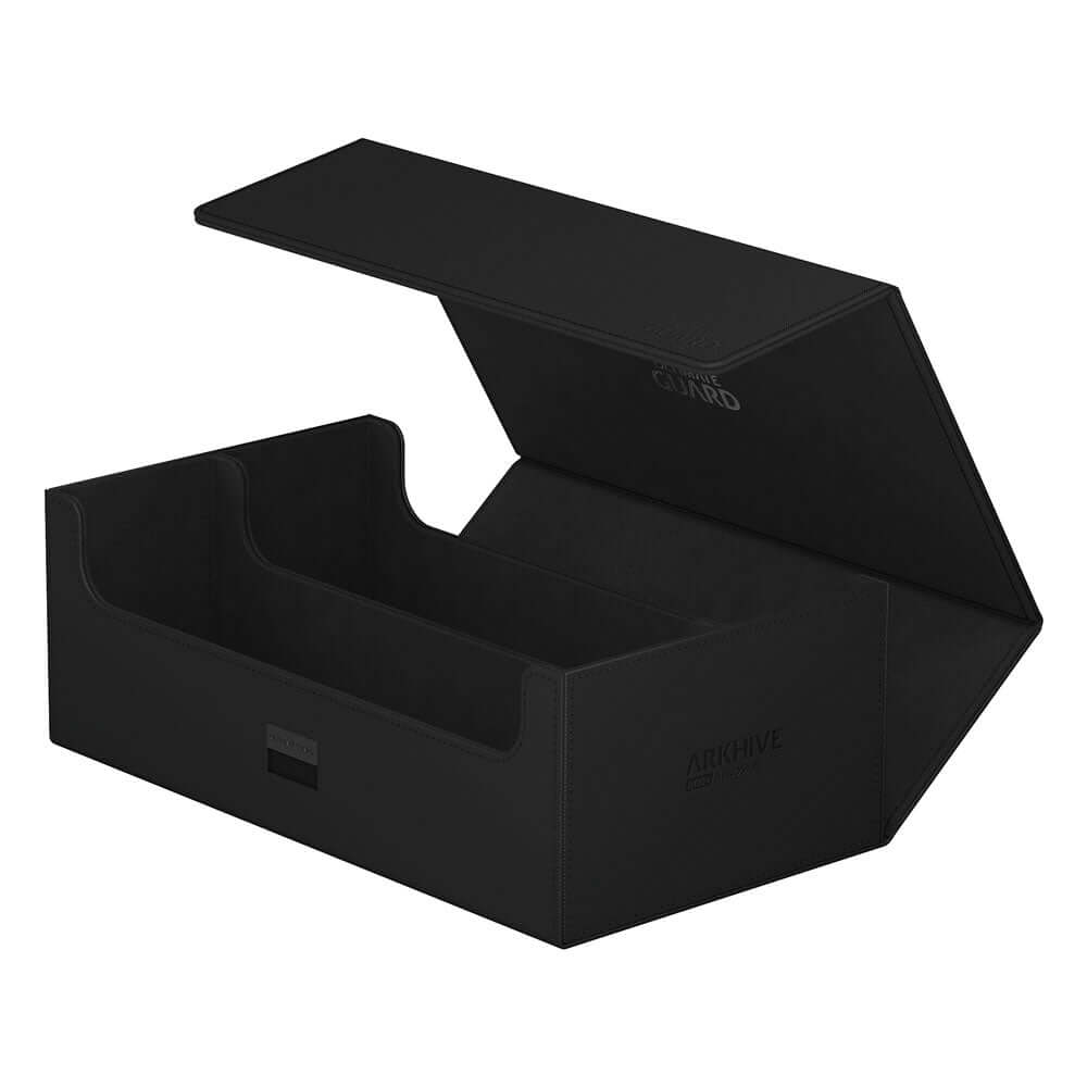Accessoires Double your storage with our Arkhive 800+! This box offers space for more than 800 double-sleeved cards in standard size, can hold 350 Toploaders, or its two rows can simply be filled with a selection of your favorite deck boxes and cases. Its