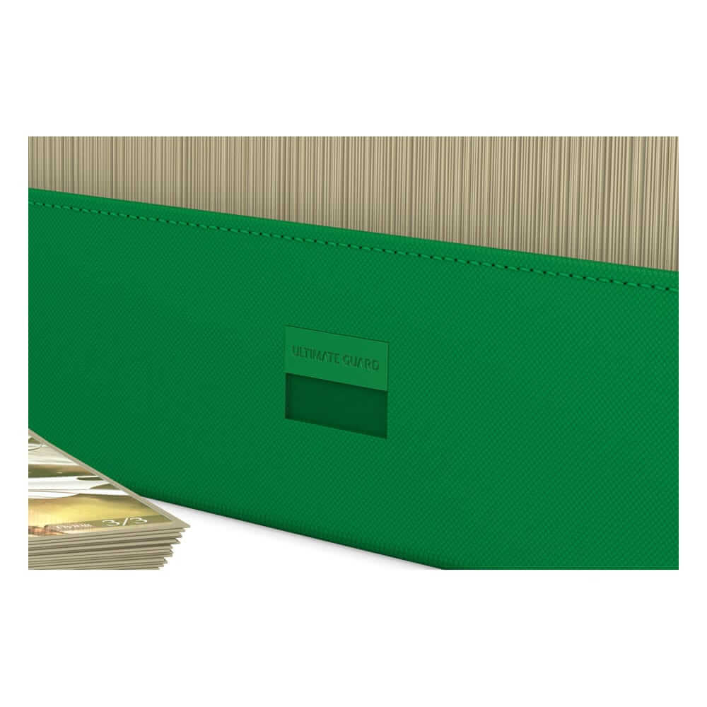 Accessoires Double your storage with our Arkhive 800+! This box offers space for more than 800 double-sleeved cards in standard size, can hold 350 Toploaders, or its two rows can simply be filled with a selection of your favorite deck boxes and cases. Its