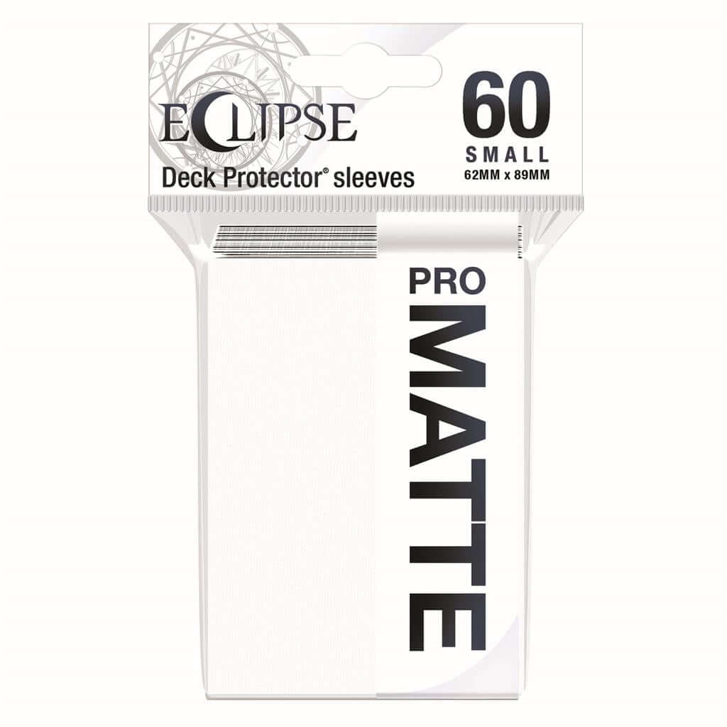 Accessoires Deze Eclipse PRO-Matte Deck Protector sleeves verbergen de kaartrug volledig met een extra laag ondoorzichtig zwart materiaal. Als onderdeel van de PRO-Matte-lijn gebruiken de Eclipse sleeves mat transparant materiaal om de voorzijde van de ka