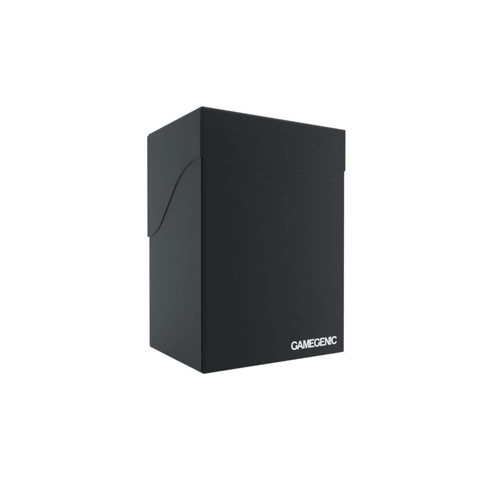 Accessoires Zwarte, casual deckbox die geschikt is voor het beschermen en opbergen van maximaal 80 kaarten met dubbele sleeves.
