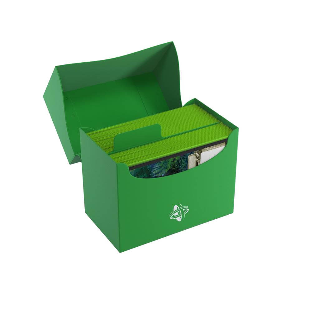 Accessoires Groene, casual sideloading deckbox die geschikt is voor het beschermen en opbergen van maximaal 80 kaarten met dubbele sleeves.