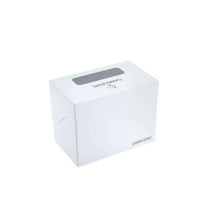 Accessoires Witte, casual sideloading deckbox die geschikt is voor het beschermen en opbergen van maximaal 80 kaarten met dubbele sleeves.