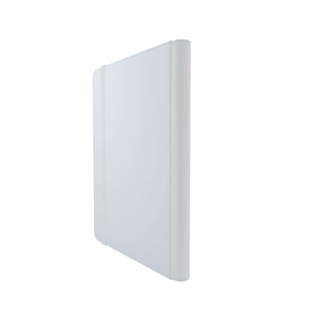 Accessoires Dit witte Prime album is voorzien van 20 sideloading 18-Pocket pagina's voor een totale capaciteit van 360 kaarten (zelfs met dubbele sleeves).