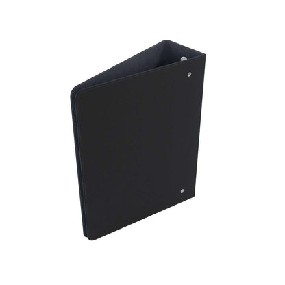 Accessoires Zwarte ringbandmap met 3 sterke ringen voor zowel 18-pocket als 9-pocket pagina's.