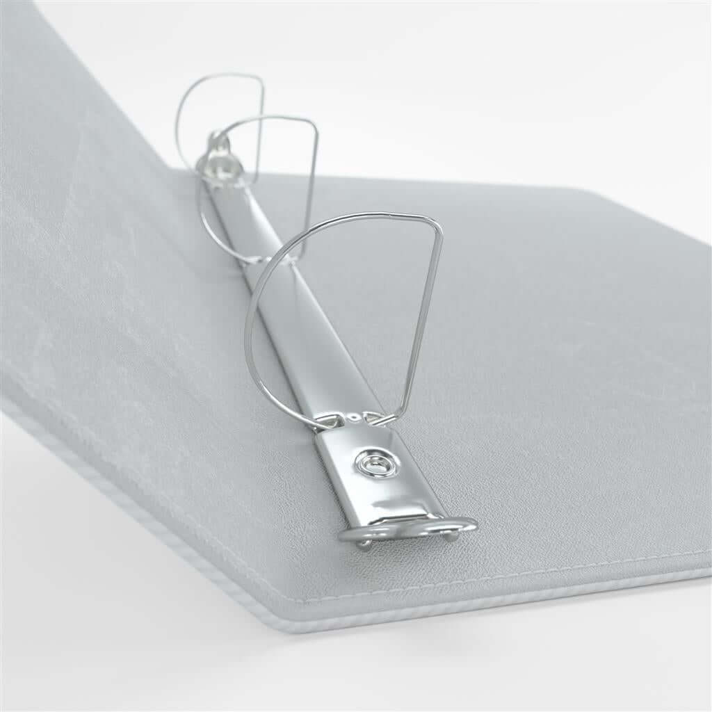 Accessoires Witte ringbandmap met 3 sterke ringen voor zowel 18-pocket als 9-pocket pagina's.