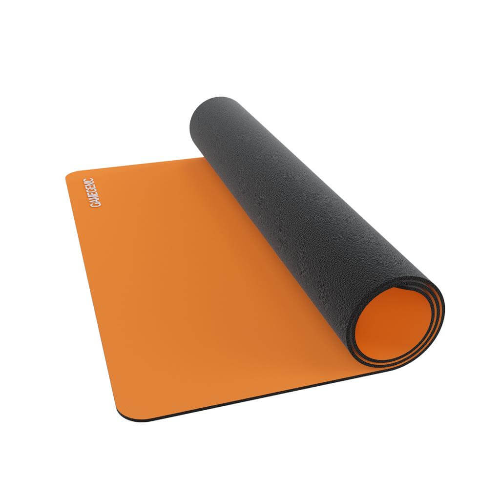 Accessoires Oranje premium speelmat van 2 mm dikte met een anti-slip achterzijde.
