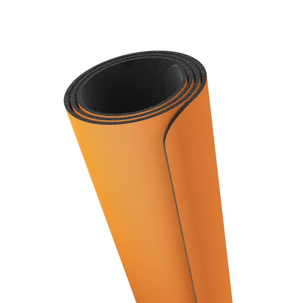 Accessoires Oranje premium speelmat van 2 mm dikte met een anti-slip achterzijde.